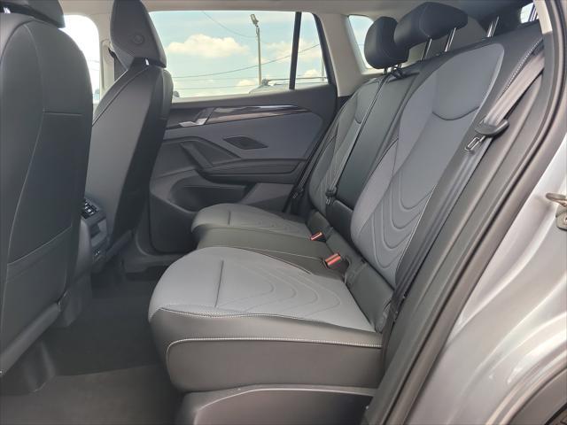 new 2025 Volkswagen Tiguan car, priced at $33,399