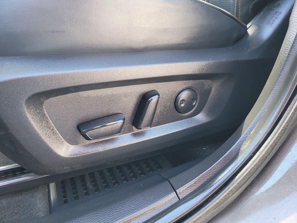 used 2022 Mitsubishi Outlander car, priced at $22,183