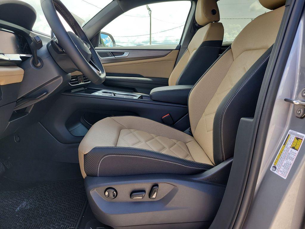 new 2026 Volkswagen Atlas Cross Sport car, priced at $39,303