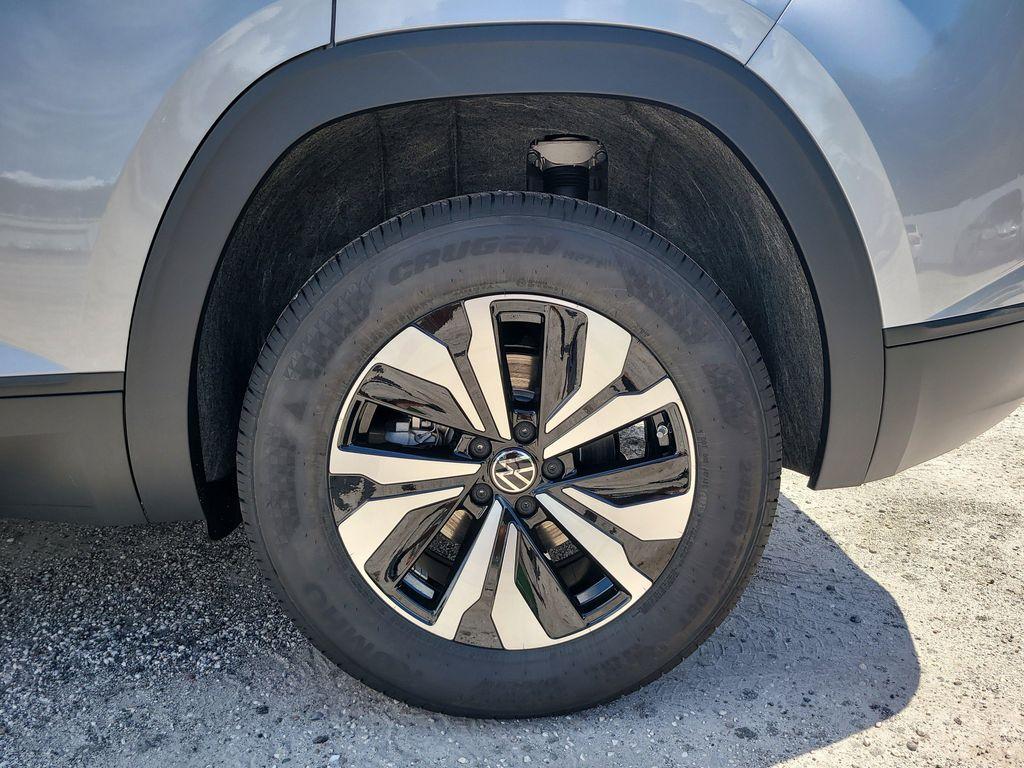 new 2026 Volkswagen Atlas Cross Sport car, priced at $39,303
