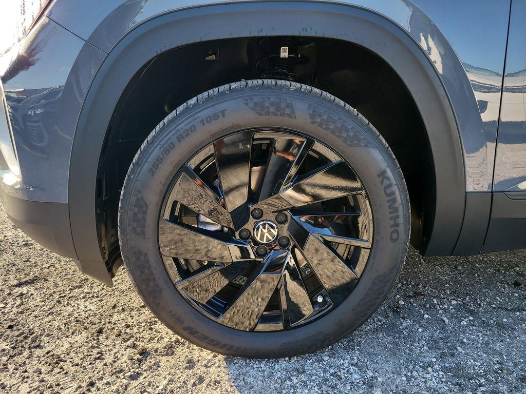 new 2026 Volkswagen Atlas car, priced at $45,840