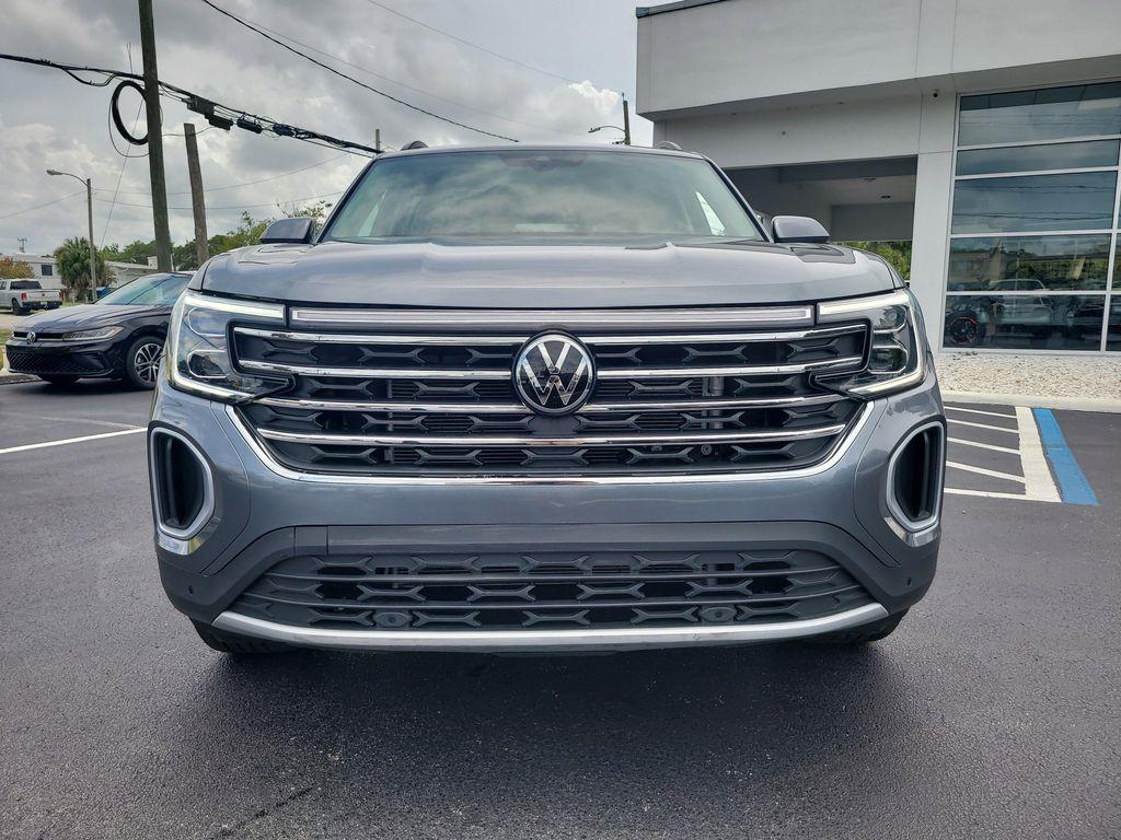 used 2025 Volkswagen Atlas car, priced at $37,544