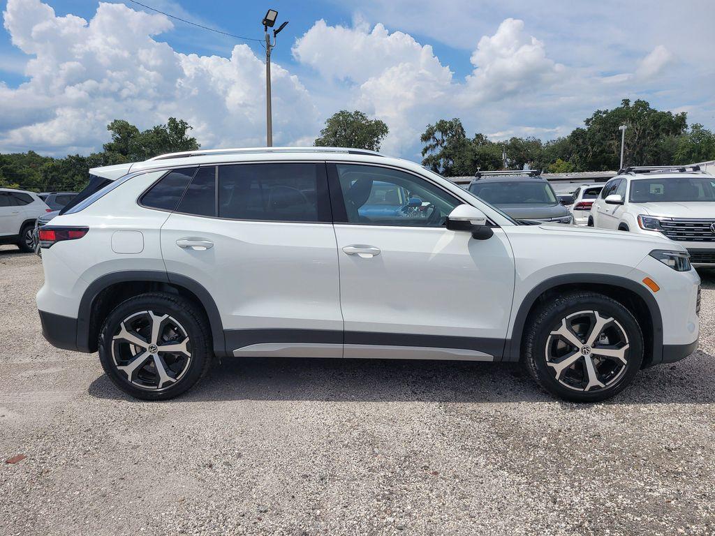 new 2025 Volkswagen Tiguan car, priced at $31,997
