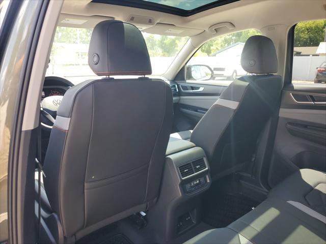new 2025 Volkswagen Atlas car, priced at $46,494