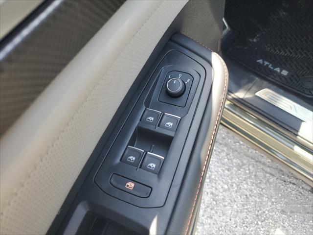 new 2025 Volkswagen Atlas car, priced at $46,494