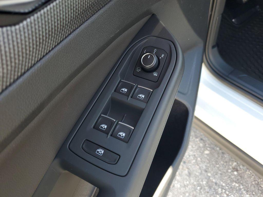 new 2025 Volkswagen Golf GTI car, priced at $39,243