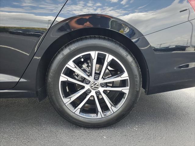 used 2025 Volkswagen Jetta car, priced at $22,500