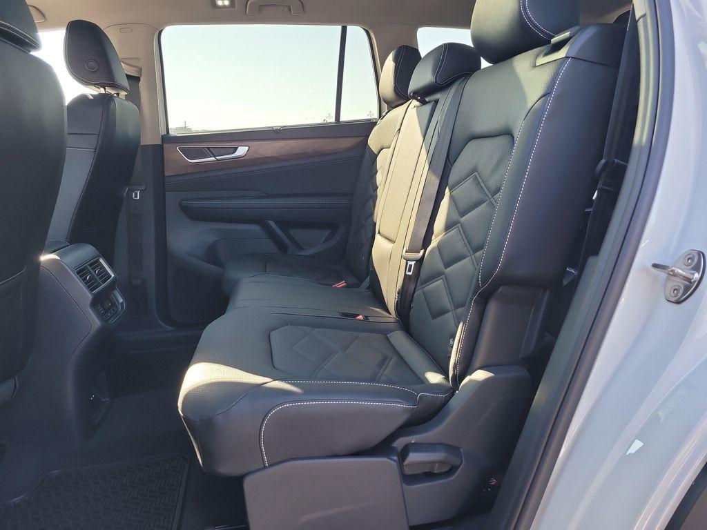 new 2026 Volkswagen Atlas car, priced at $45,340