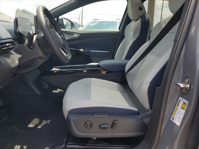 new 2025 Volkswagen ID.4 car, priced at $46,533