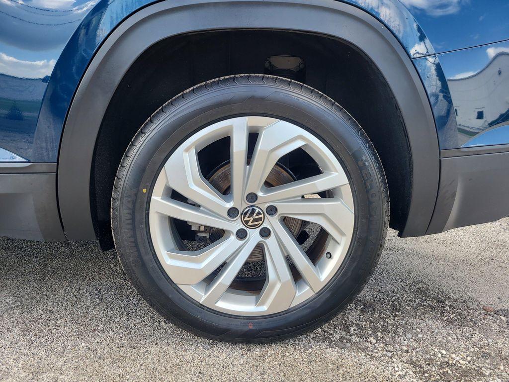used 2021 Volkswagen Atlas car, priced at $23,833