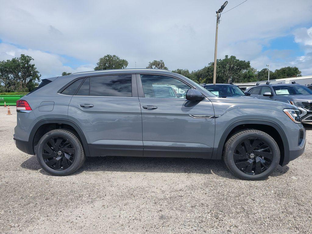 new 2026 Volkswagen Atlas Cross Sport car, priced at $45,425