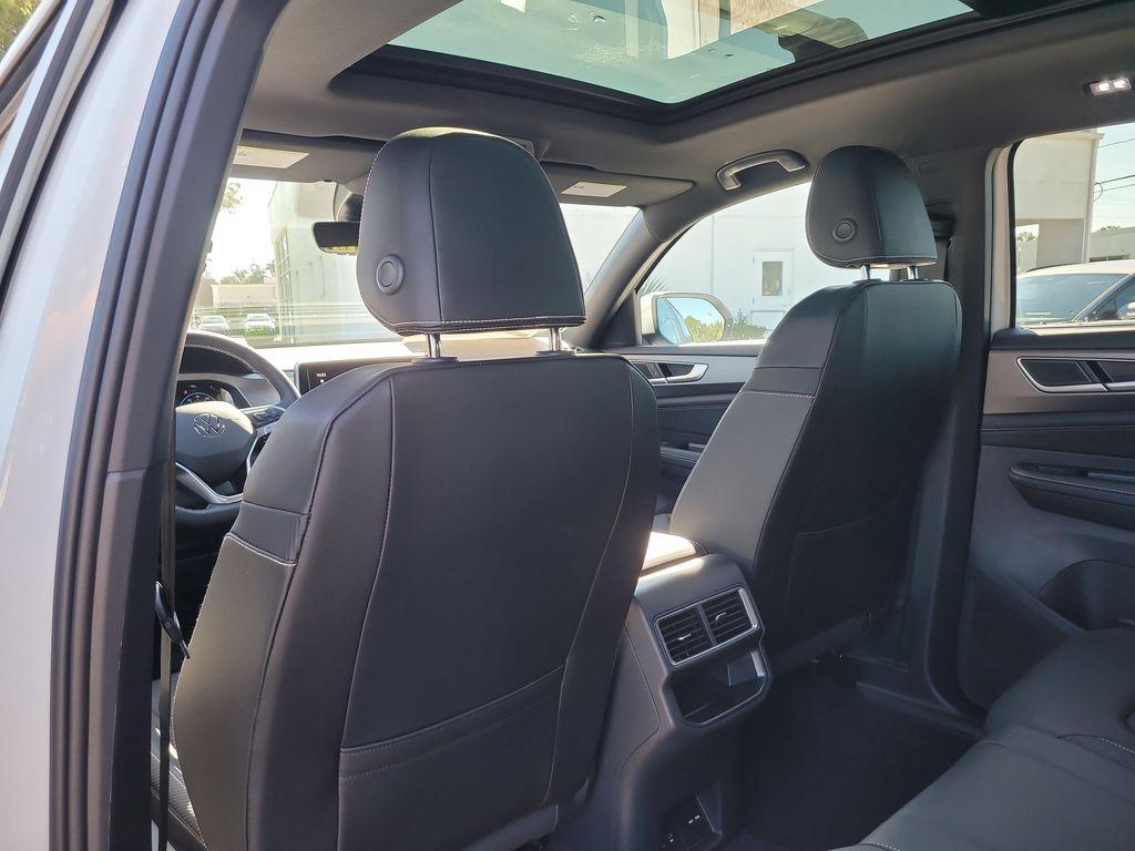 new 2026 Volkswagen Atlas Cross Sport car, priced at $45,843