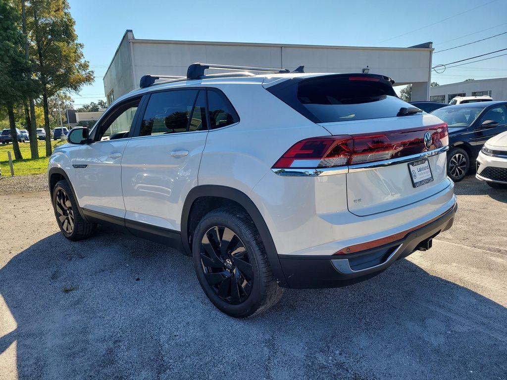 new 2026 Volkswagen Atlas Cross Sport car, priced at $45,843