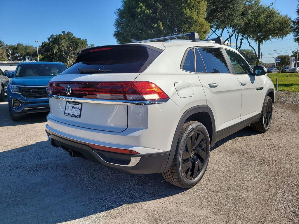 new 2026 Volkswagen Atlas Cross Sport car, priced at $45,843