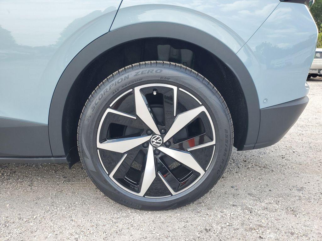new 2025 Volkswagen ID.4 car, priced at $46,954