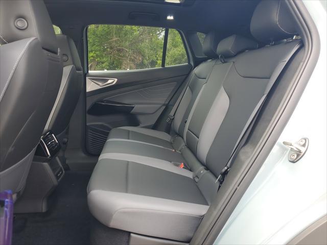 new 2025 Volkswagen ID.4 car, priced at $50,454
