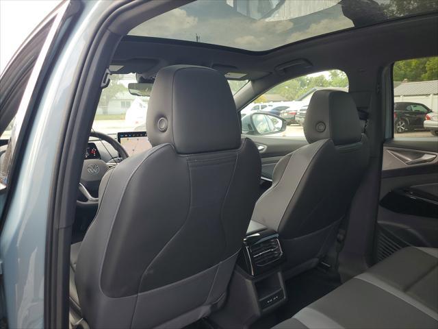 new 2025 Volkswagen ID.4 car, priced at $50,454