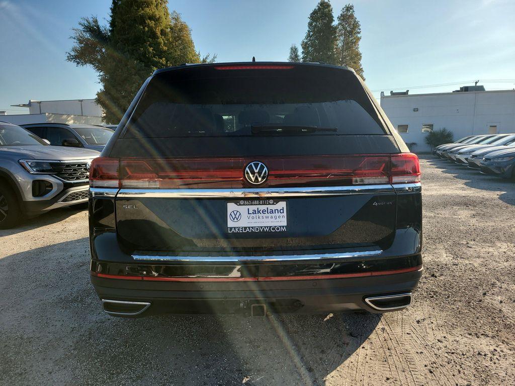 new 2026 Volkswagen Atlas car, priced at $50,256