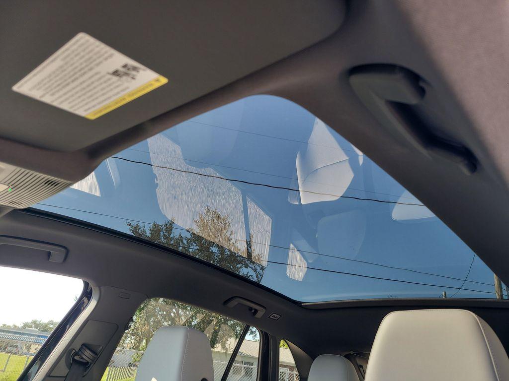 new 2025 Volkswagen ID.4 car, priced at $49,527