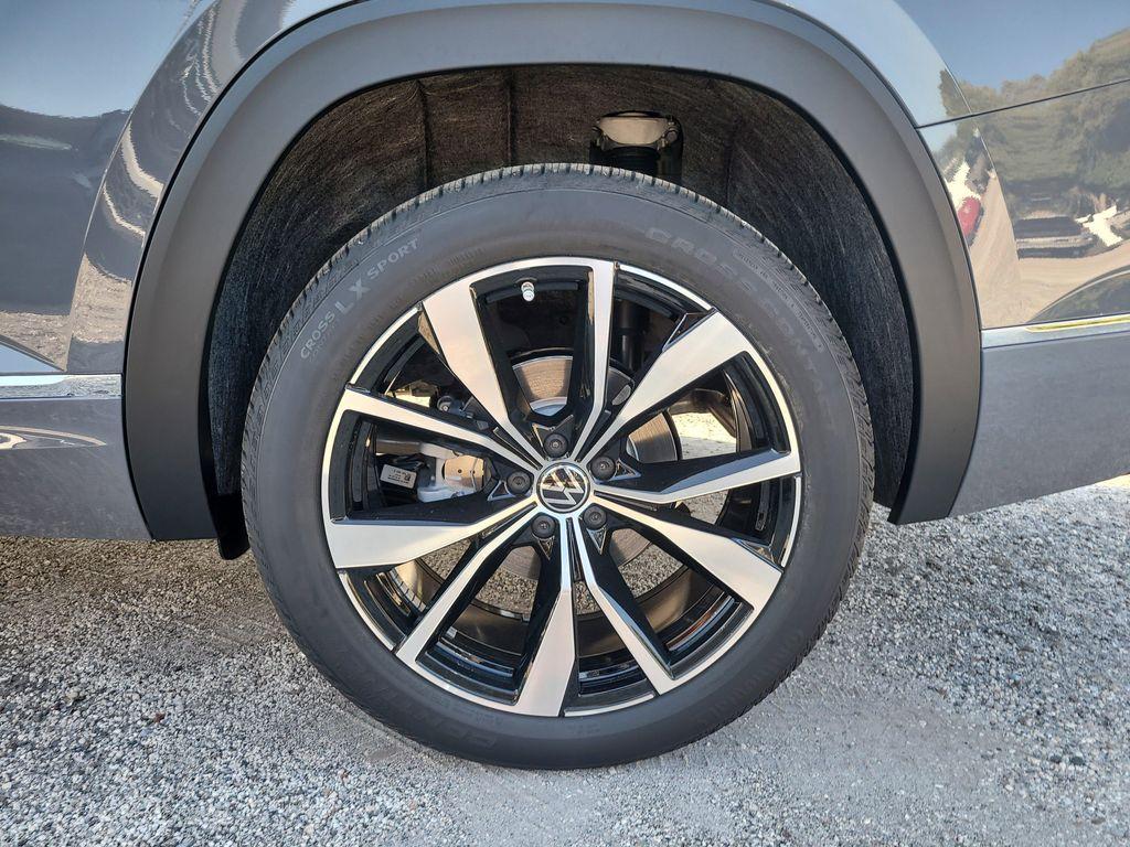new 2026 Volkswagen Atlas car, priced at $55,538