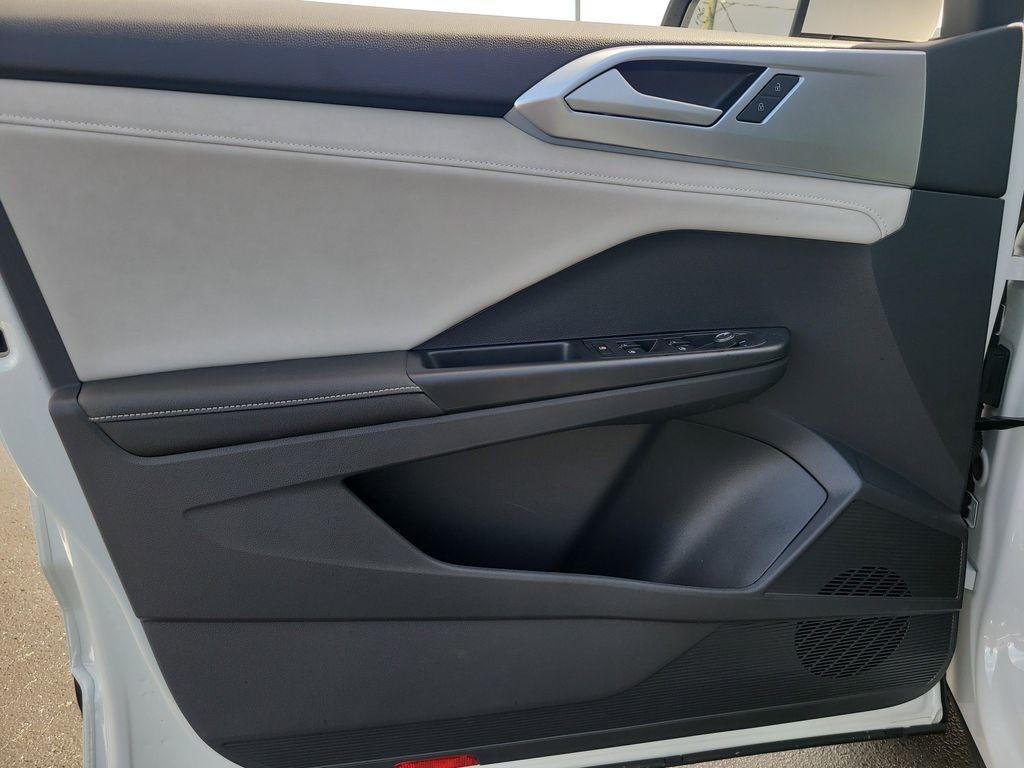 used 2025 Volkswagen Taos car, priced at $27,800