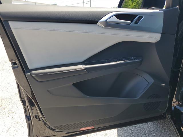 new 2025 Volkswagen Taos car, priced at $31,104