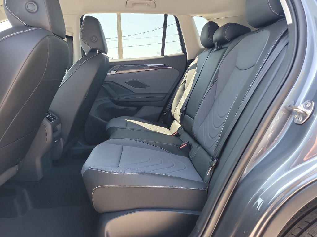new 2025 Volkswagen Tiguan car, priced at $34,720