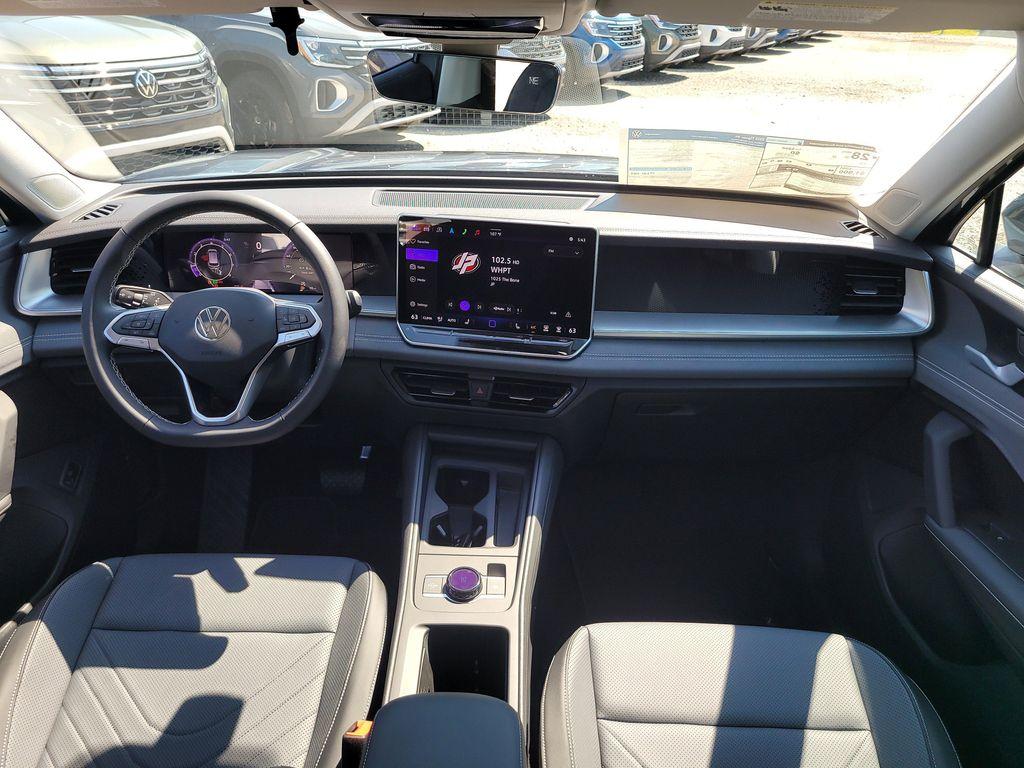 new 2025 Volkswagen Tiguan car, priced at $34,720