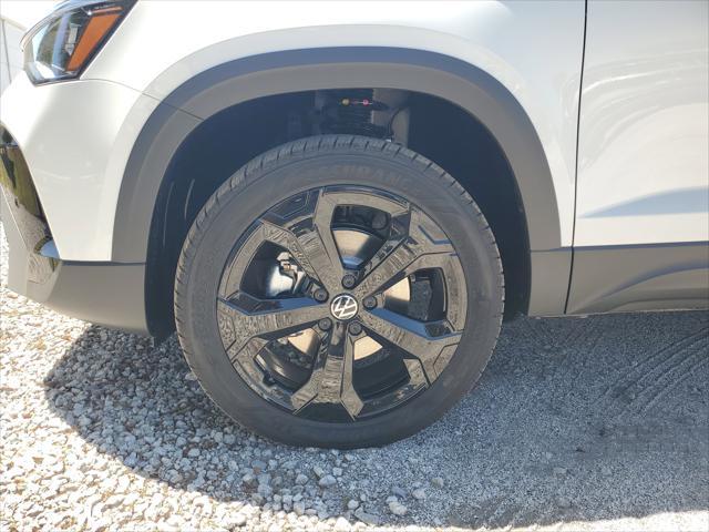 new 2025 Volkswagen Taos car, priced at $35,986