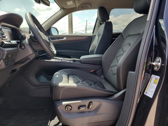 new 2025 Volkswagen Atlas car, priced at $40,601