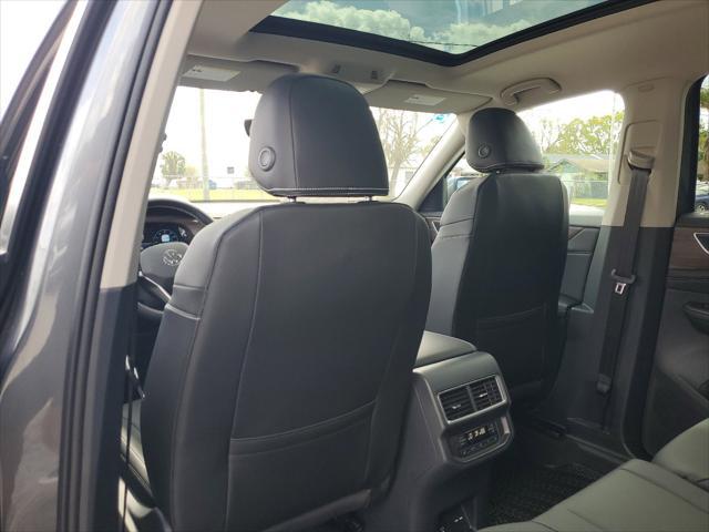 new 2025 Volkswagen Atlas car, priced at $46,801