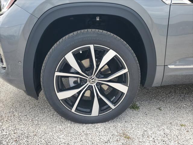 new 2025 Volkswagen Atlas car, priced at $52,328