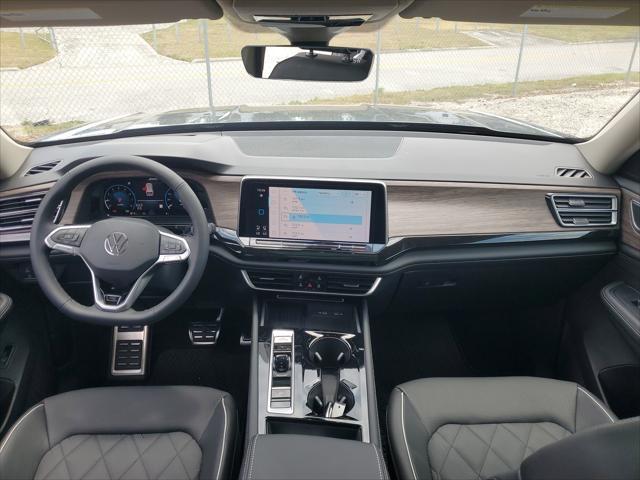 new 2025 Volkswagen Atlas car, priced at $52,328