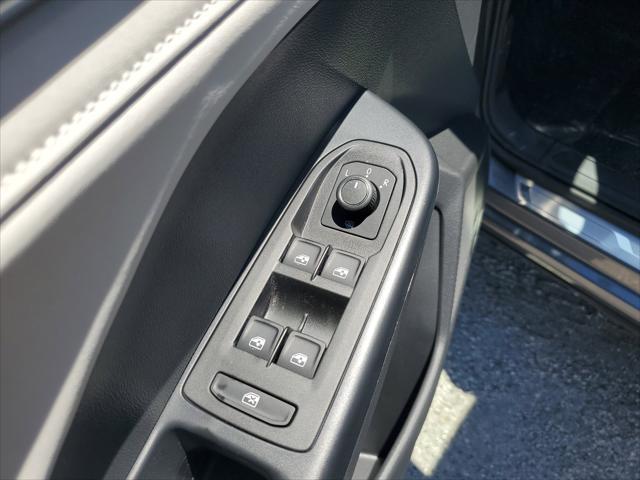 new 2025 Volkswagen Taos car, priced at $29,101