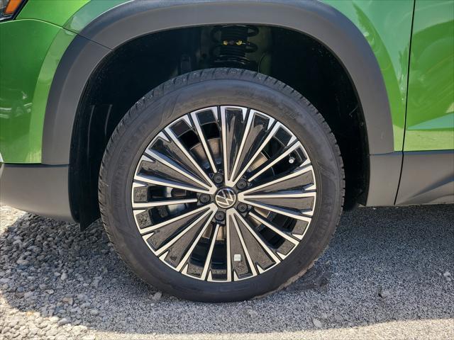 new 2025 Volkswagen Taos car, priced at $30,538