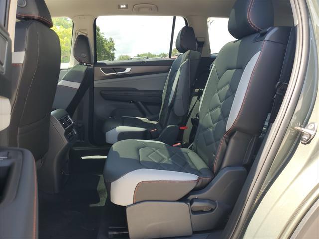 new 2025 Volkswagen Atlas car, priced at $47,092