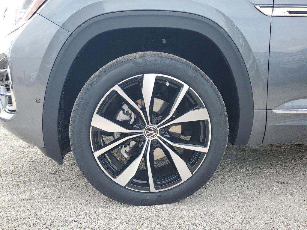 new 2025 Volkswagen Atlas Cross Sport car, priced at $48,846