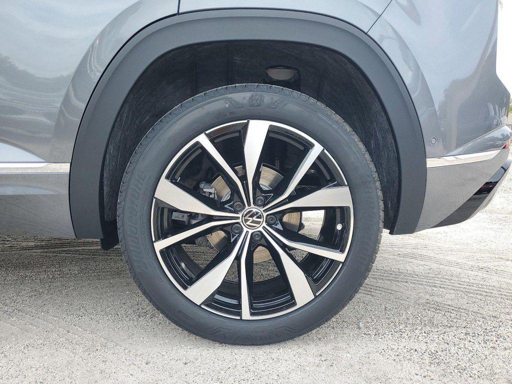 new 2025 Volkswagen Atlas Cross Sport car, priced at $48,846
