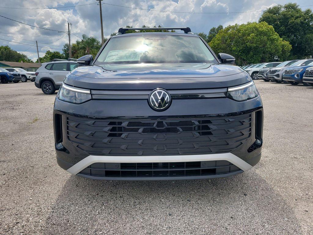 new 2025 Volkswagen Tiguan car, priced at $32,429