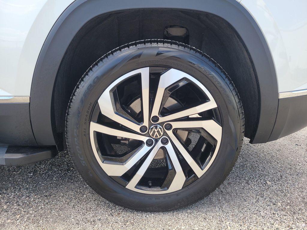 used 2023 Volkswagen Atlas Cross Sport car, priced at $31,000