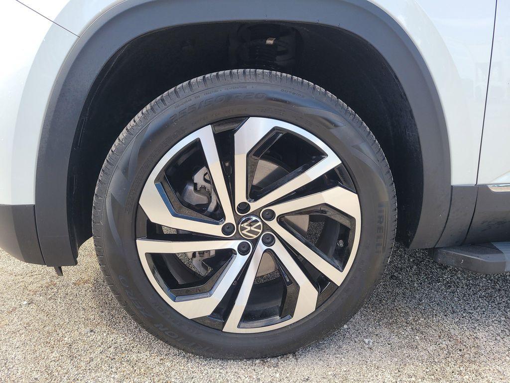 used 2023 Volkswagen Atlas Cross Sport car, priced at $31,000