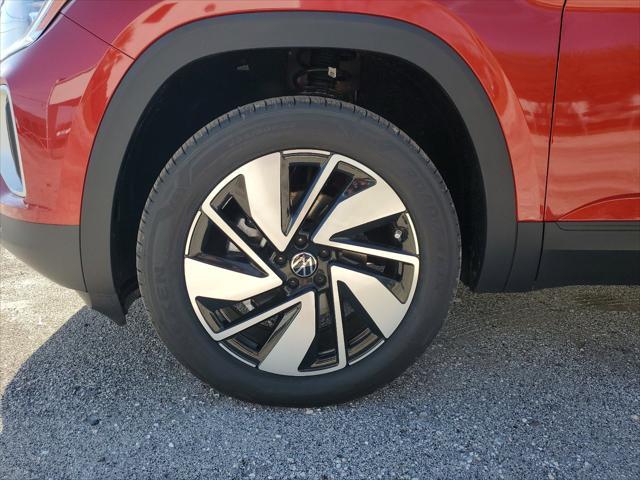 new 2025 Volkswagen Atlas car, priced at $43,476
