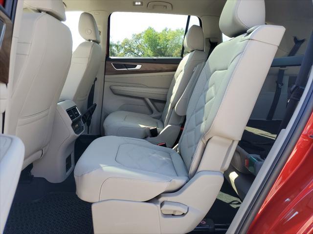 new 2025 Volkswagen Atlas car, priced at $43,476