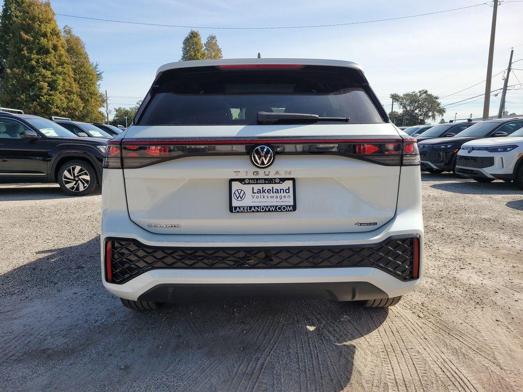 new 2026 Volkswagen Tiguan car, priced at $43,981