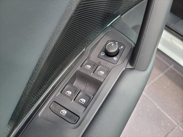 new 2025 Volkswagen Tiguan car, priced at $41,670