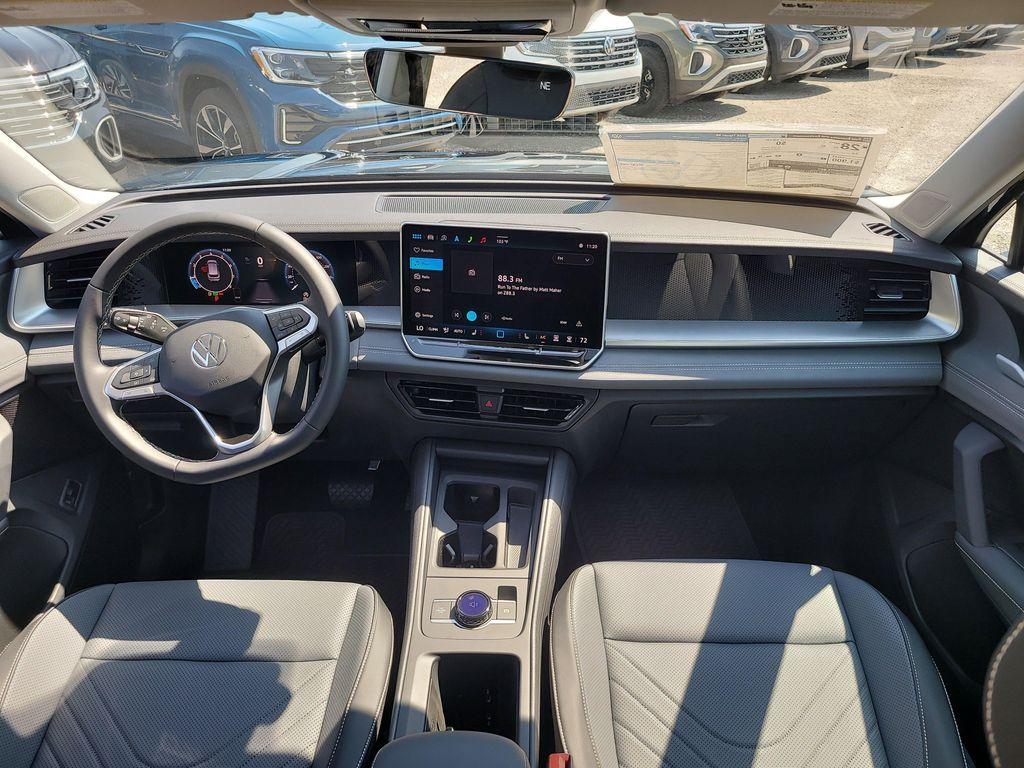 new 2025 Volkswagen Tiguan car, priced at $31,861