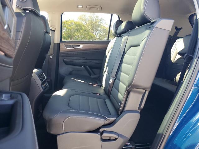 new 2025 Volkswagen Atlas car, priced at $46,801