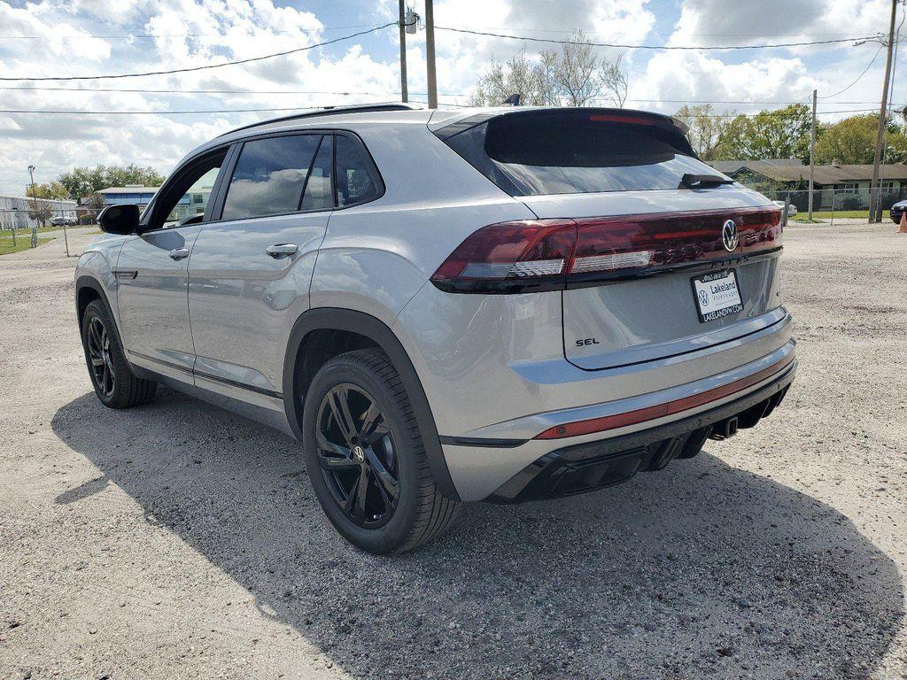 new 2025 Volkswagen Atlas Cross Sport car, priced at $45,036