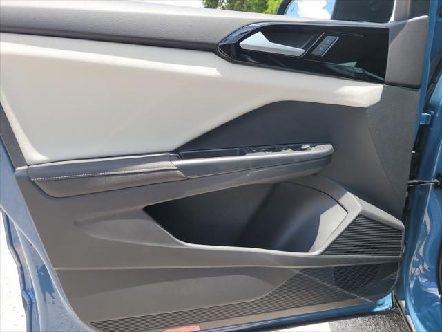 new 2025 Volkswagen Taos car, priced at $26,418
