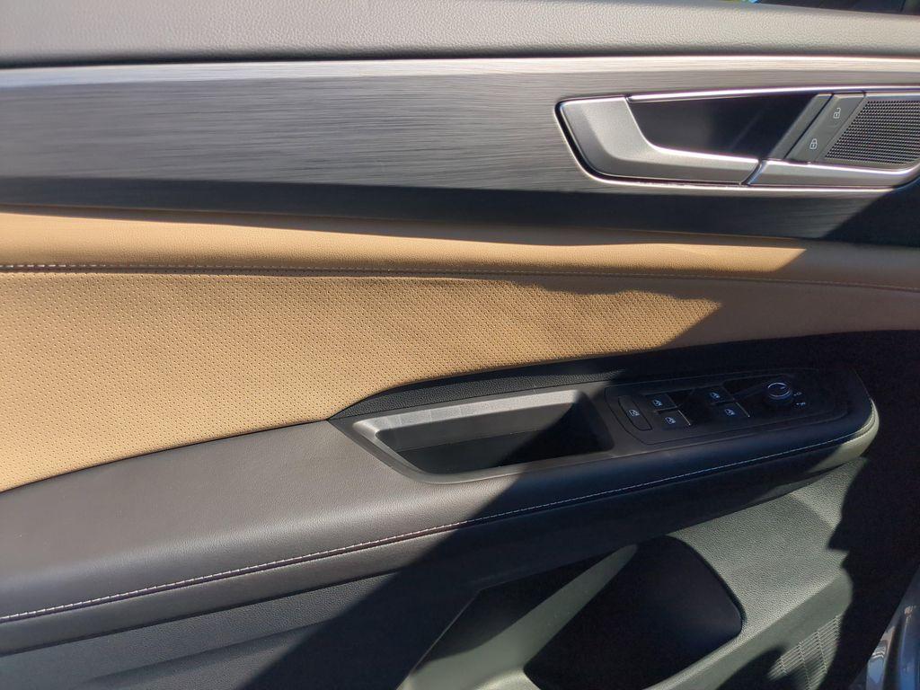 new 2026 Volkswagen Atlas Cross Sport car, priced at $39,071